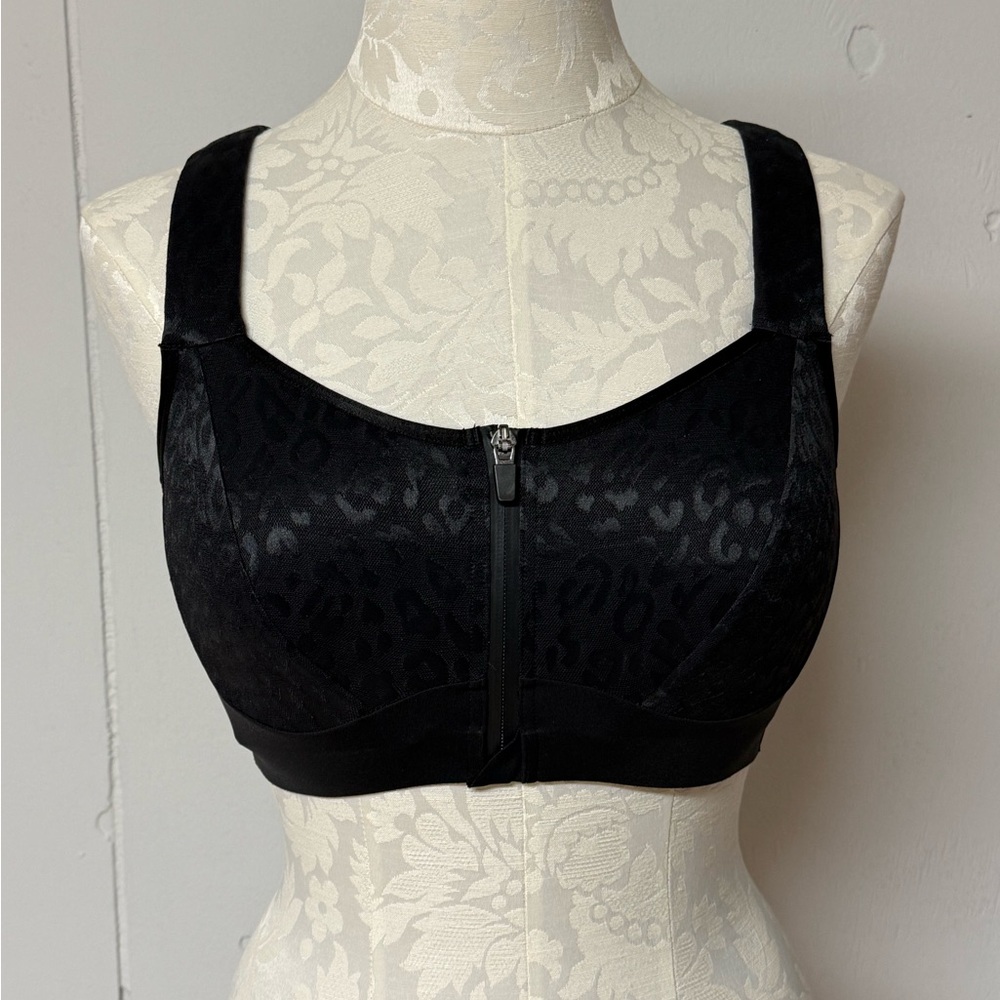 Victoria's Secret Black Leopard Sports Bra